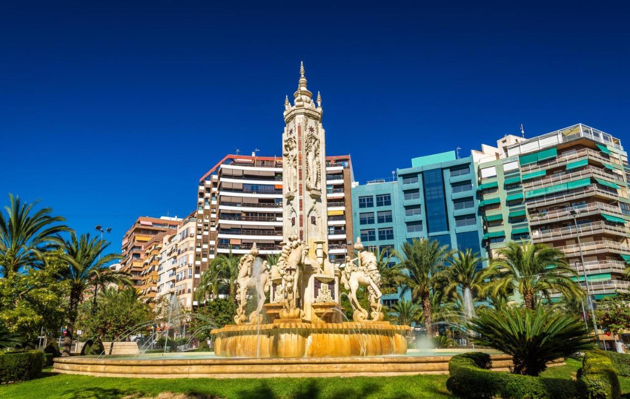 Alicante Colorful Penthouse Center 5C Lägenhet Exteriör bild